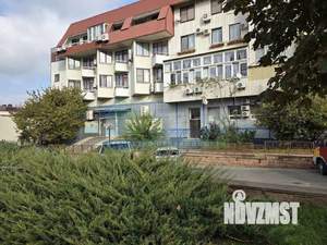 4-к квартира, вторичка, 300м2, 2/4 этаж