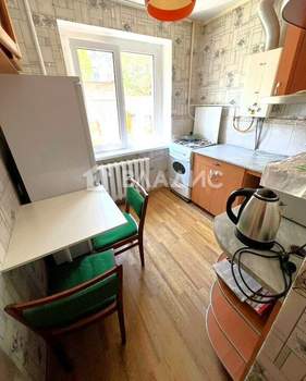 2-к квартира, вторичка, 41м2, 1/5 этаж