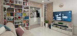 3-к квартира, вторичка, 63м2, 1/9 этаж