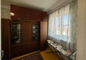 3-к квартира, вторичка, 55м2, 5/5 этаж