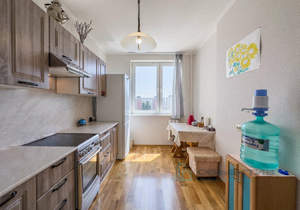 2-к квартира, вторичка, 59м2, 9/17 этаж