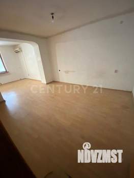 3-к квартира, вторичка, 58м2, 1/7 этаж