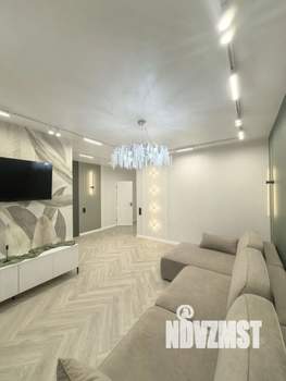 3-к квартира, вторичка, 74м2, 1/25 этаж