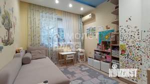 2-к квартира, вторичка, 63м2, 1/9 этаж