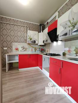 2-к квартира, вторичка, 53м2, 1/1 этаж