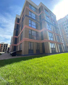 2-к квартира, вторичка, 63м2, 1/5 этаж