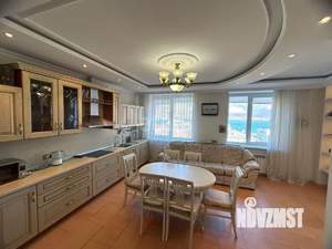 3-к квартира, вторичка, 95м2, 7/9 этаж