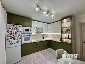 2-к квартира, вторичка, 61м2, 11/16 этаж