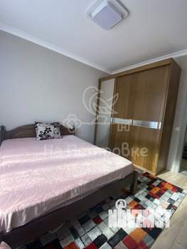 2-к квартира, вторичка, 62м2, 1/4 этаж