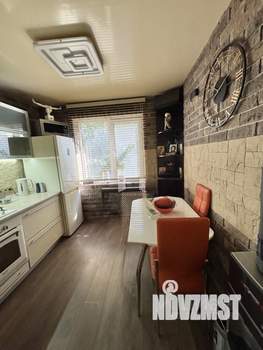 2-к квартира, вторичка, 52м2, 1/9 этаж