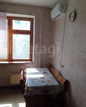 2-к квартира, вторичка, 52м2, 3/10 этаж