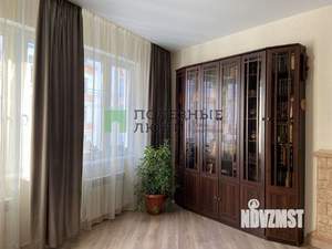2-к квартира, вторичка, 61м2, 1/4 этаж