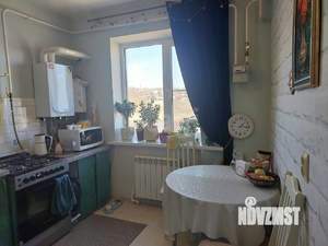 2-к квартира, вторичка, 52м2, 1/3 этаж