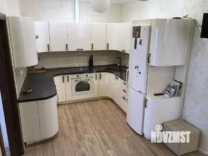 3-к квартира, вторичка, 94м2, 11/18 этаж