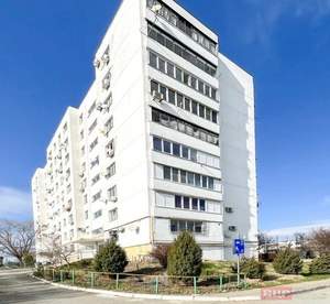 2-к квартира, вторичка, 52м2, 9/9 этаж