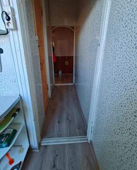 2-к квартира, вторичка, 60м2, 1/2 этаж