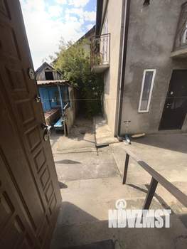 2-к квартира, вторичка, 40м2, 1/1 этаж