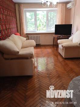 3-к квартира, вторичка, 61м2, 1/5 этаж