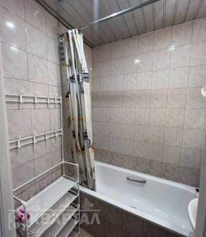 2-к квартира, вторичка, 52м2, 9/9 этаж