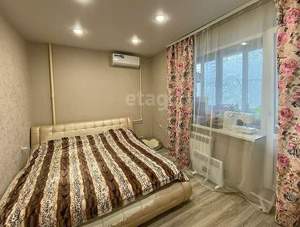 4-к квартира, вторичка, 80м2, 1/10 этаж