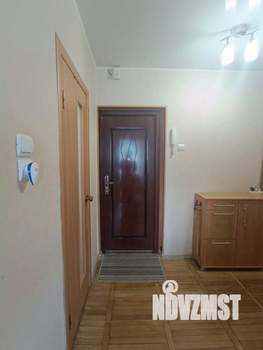 3-к квартира, вторичка, 63м2, 1/9 этаж