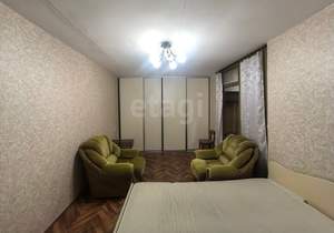 2-к квартира, вторичка, 44м2, 1/4 этаж