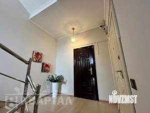 2-к квартира, вторичка, 62м2, 1/3 этаж