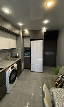 3-к квартира, вторичка, 65м2, 8/9 этаж