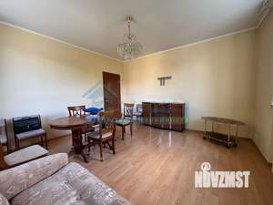 3-к квартира, вторичка, 76м2, 3/3 этаж