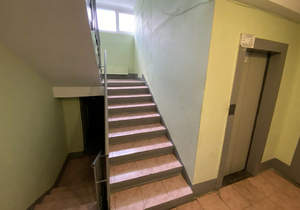 1-к квартира, вторичка, 37м2, 1/10 этаж