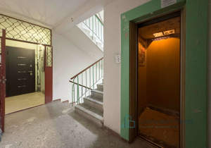 3-к квартира, вторичка, 62м2, 8/9 этаж